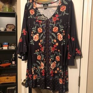 Floral print bell sleeve dress